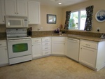 CL1-3-CountrywoodKitchen1